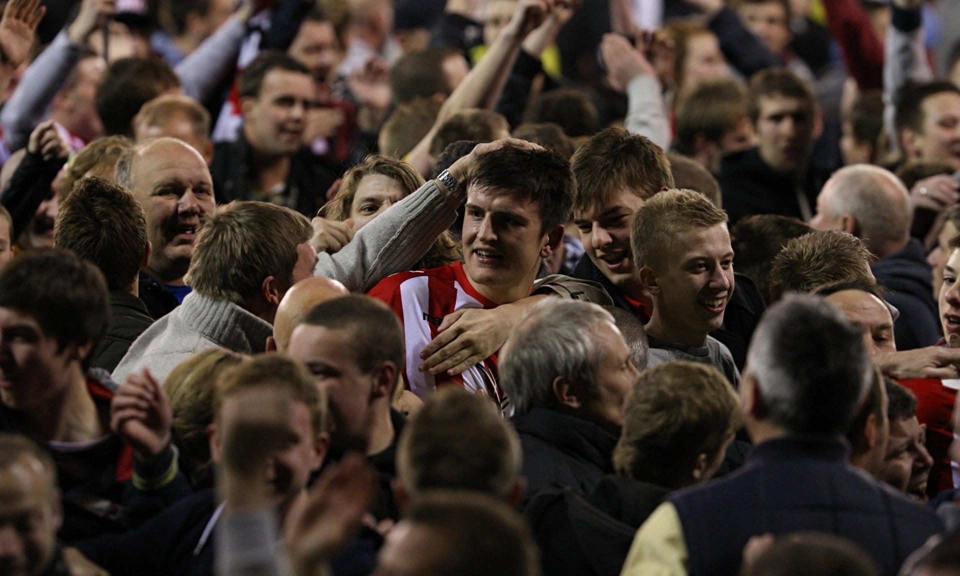 玻利维亚前总统莫拉莱斯辞去执政党内职务.